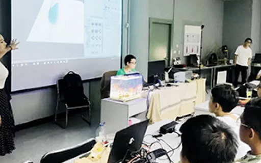 “双师双能”的师资队伍