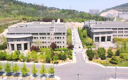 @DNUIer 对你的想念，从冬走到了夏～