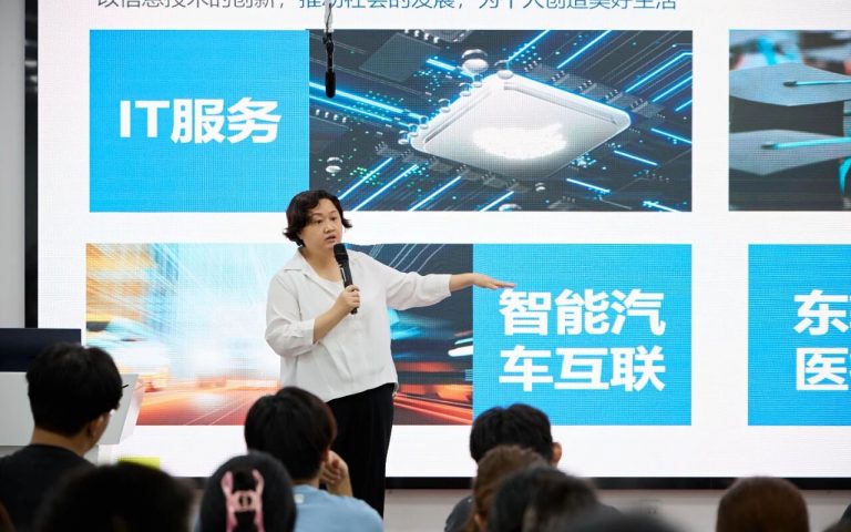 以启航之姿,赴梦想之约——新生入学教育系列课程重磅开启